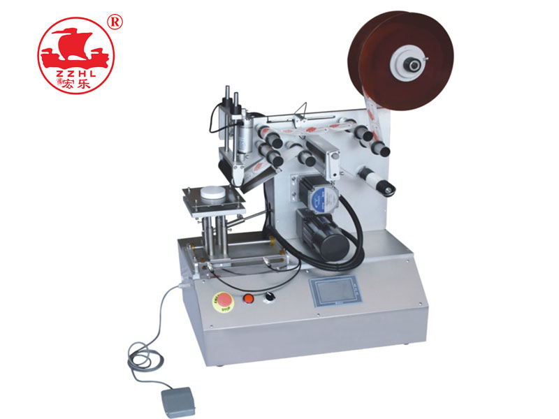 Flat Surface Labeling Machine 