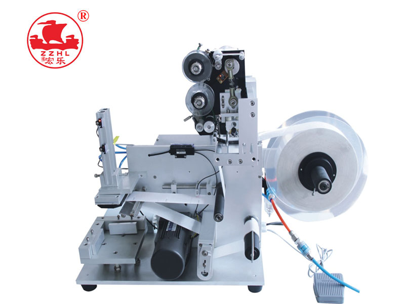 Semi-auto flat Labeling Machine