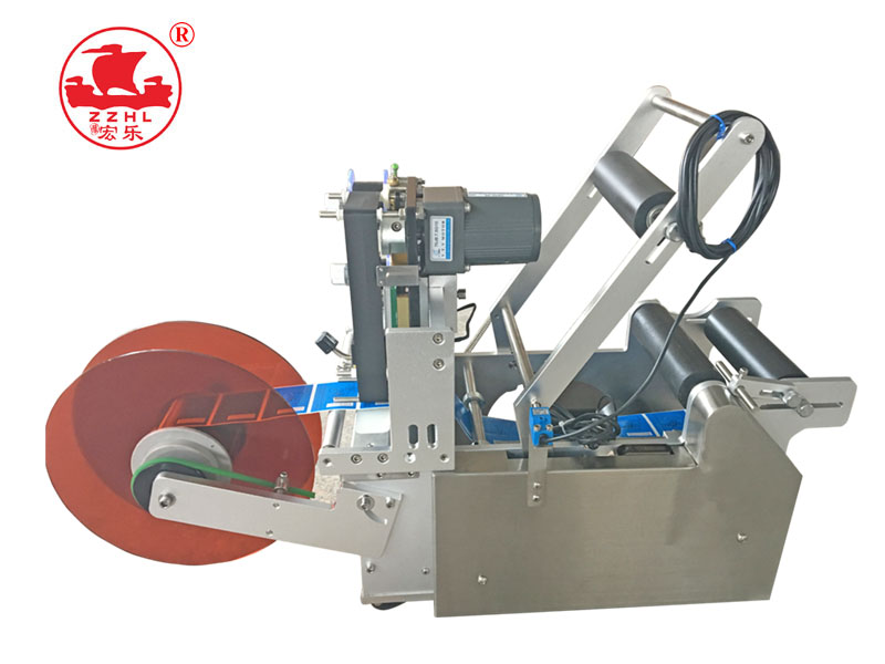 Bottle Sticker Labeling Machine